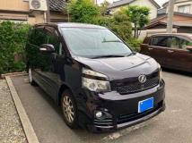 2013 Toyota Voxy