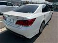 2014 Toyota Crown Hybrid