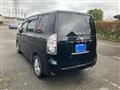2007 Toyota Voxy