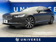 2021 Volvo V90