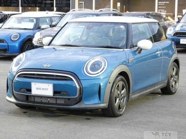 2022 BMW MINI