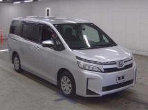 2018 Toyota Voxy