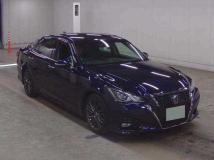 2016 Toyota Crown
