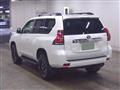 2020 Toyota Land Cruiser Prado