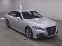 2019 Toyota Crown Hybrid