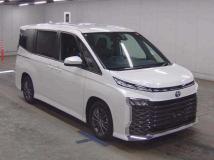 2023 Toyota Voxy