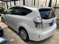 2012 Toyota PRIUS α