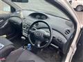 2003 Toyota Vitz