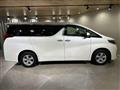 2023 Toyota Alphard Hybrid
