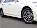 2013 Toyota Crown Hybrid