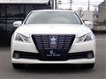 2013 Toyota Crown Hybrid