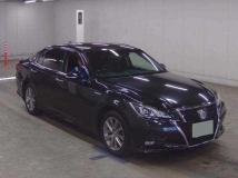 2016 Toyota Crown Hybrid