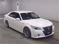2013 Toyota Crown Hybrid