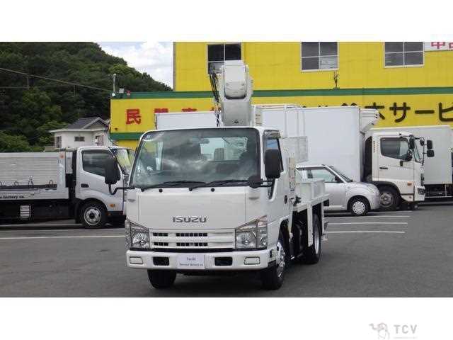 2012 Isuzu Elf Truck