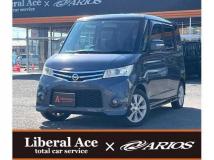 2011 Nissan ROOX