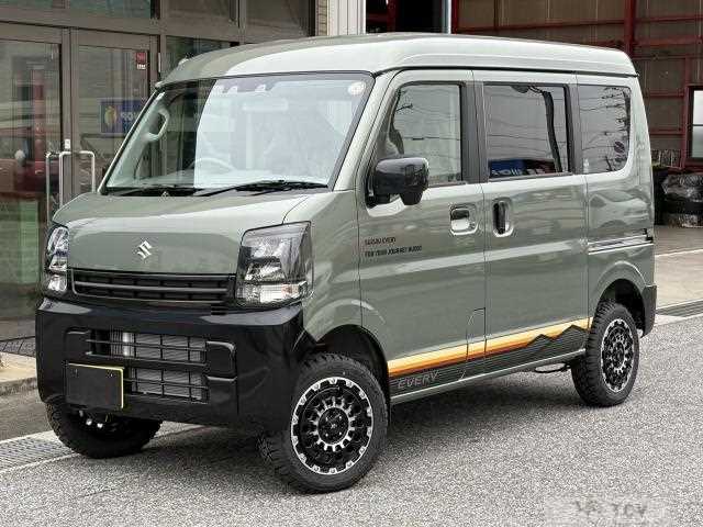 2025 Suzuki Every