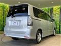 2007 Toyota Voxy