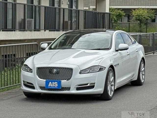 2018 Jaguar XJ Series