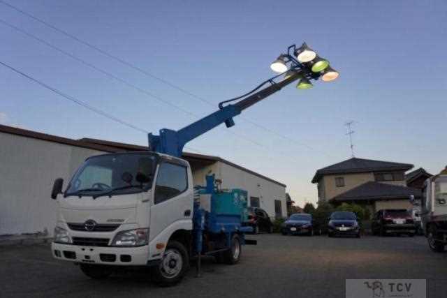 2013 Hino Dutro