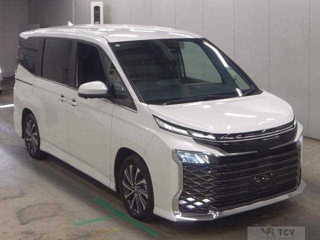 2023 Toyota Voxy