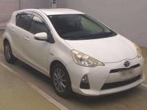 2013 Toyota AQUA