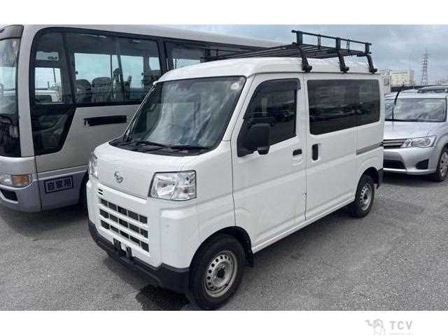 2022 Daihatsu Hijet Cargo
