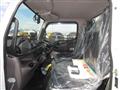 2024 Mitsubishi Fuso Canter
