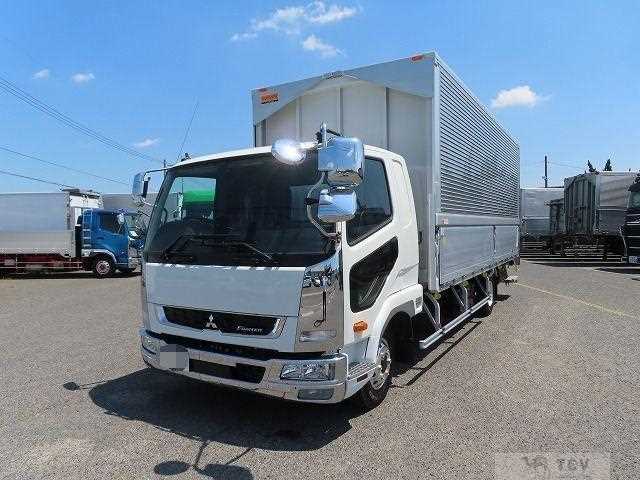 2025 Mitsubishi Fuso Fighter