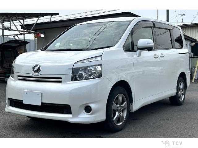 2009 Toyota Voxy