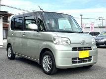 2012 Daihatsu Tanto
