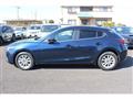 2017 Mazda Axela