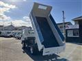 2016 Isuzu Elf Truck