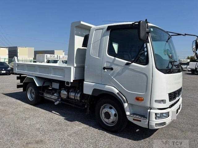 2025 Mitsubishi Fuso Fighter