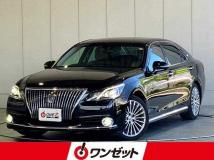 2017 Toyota Crown Majesta