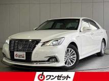 2017 Toyota Crown Hybrid