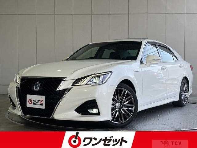 2015 Toyota Crown Hybrid