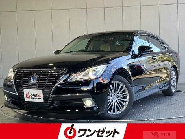 2015 Toyota Crown Hybrid