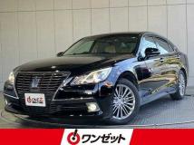 2015 Toyota Crown Hybrid