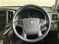 2014 Toyota Crown Hybrid