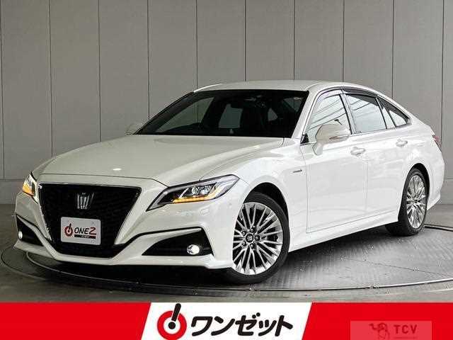 2019 Toyota Crown Hybrid