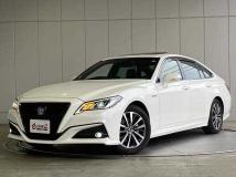2019 Toyota Crown Hybrid
