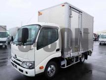 2023 Hino Dutro