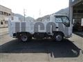 2018 Isuzu Elf Truck