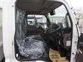 2025 Mitsubishi Fuso Canter