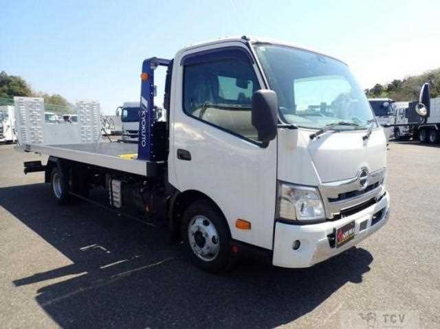 2024 Hino Dutro