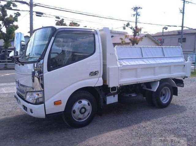 2025 Hino Dutro