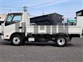 2022 Hino Dutro