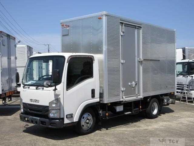 2018 Isuzu Elf Truck