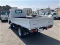 2020 Isuzu Elf Truck