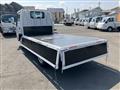 2020 Isuzu Elf Truck
